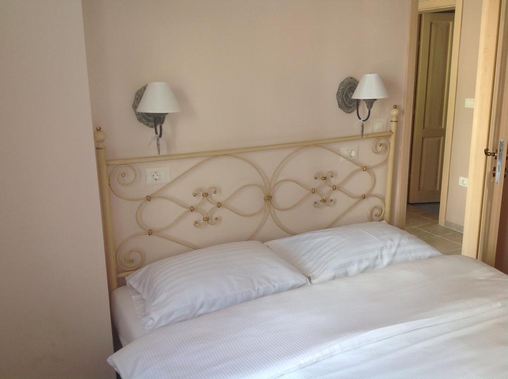 Apartment Provance بولا الغرفة الصورة